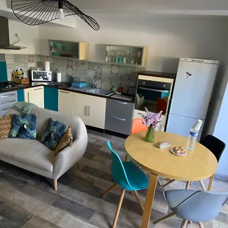 Сasa de vacaciones Maison De Village *